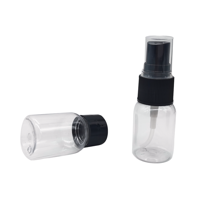 Flacon spray cu parfum transparent